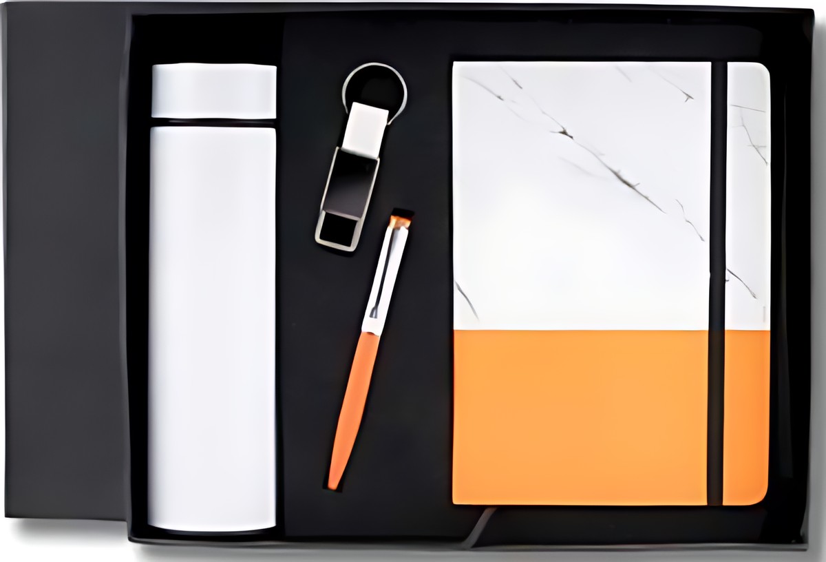 Pen, Keychain, Bottle & Diary Gift Set – 410 Orange – corporate gift